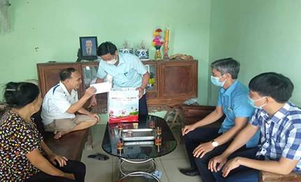 http://xuanlap.thoxuan.thanhhoa.gov.vn/file/download/636298474.html