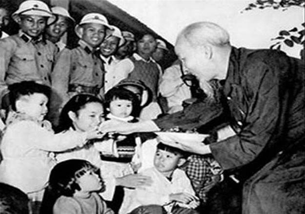 BÀI TUYÊN TRUYỀN
135 NĂM NGÀY SINH NHẬT BÁC (19/5/1890 - 19/5/2025)
- Ảnh 2.