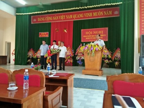 cán bộ 5.jpg