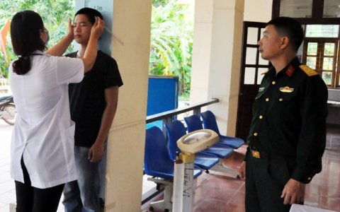 KHÔNG CÓ MẶT ĐÚNG THỜI GIAN KHÁM SỨC KHỎE NGHĨA VỤ QUÂN SỰ SẼ BỊ PHẠT ĐẾN 12 TRIỆU ĐỒNG