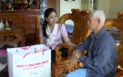 CÁC ĐỒNG CHÍ LÃNH ĐẠO HUYỆN THĂM VÀ TẶNG QUÀ CÁC THƯƠNG BINH, BỆNH BINH GIA ĐÌNH LIỆT SỸ